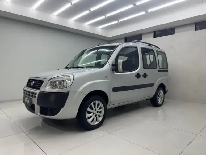Fiat Doblo Essence 1.8 Flex 16V 5P 2015
