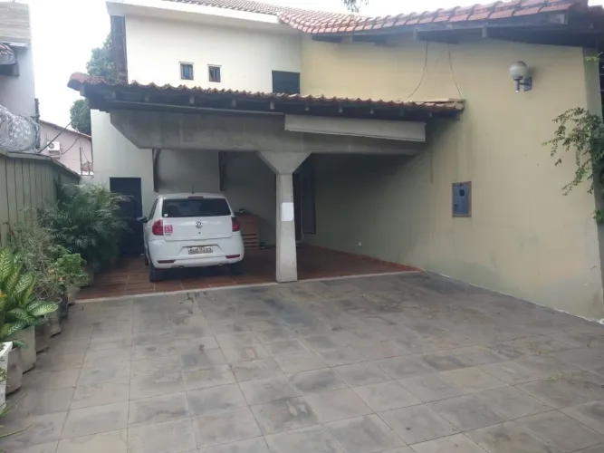 SANTA CLARA VENDE CASA NO BAIRRO HORTO 