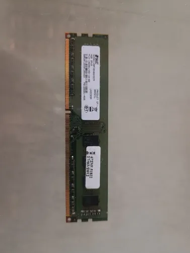 2 Memórias 4GB cada uma