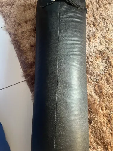 Saco de pancadas (CHEIO) + corrente de gancho + 1 pares de luvas 