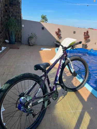 Vendo bicicleta nero5, mt200, pro7, kenda flame, vai com garfo master junto da suapensão.