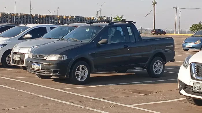 Fiat Strada 1.3 MPI Fire 8V 67cv CE 2004