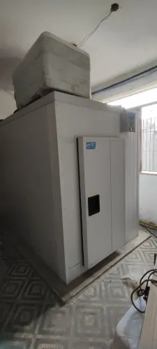 Manutenção e conserto de câmaras frias e freezer