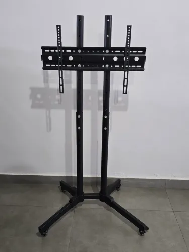 Suporte Pedestal Para Tv De 32 A 65 Com Rodinhas