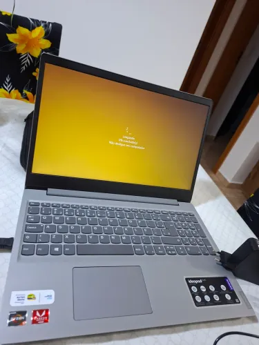 Vende-se notebook
