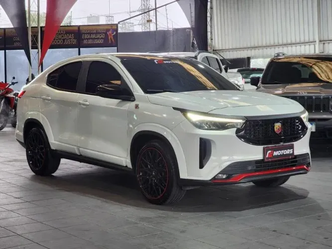 Fiat Fastback Abarth Turbo Flex 1.3 Aut. 2025