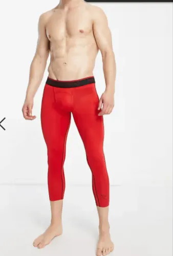 Calça de compressão Nike Pro vermelha 3/4 tamanho M