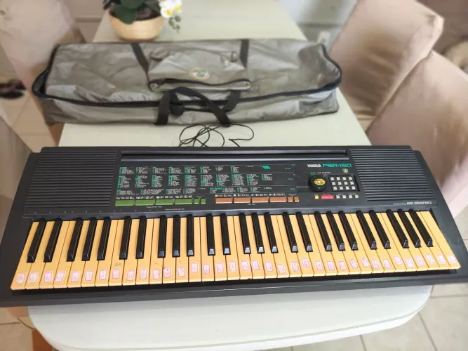 Vendo Teclado Yamaha PSR-150 Relíquia