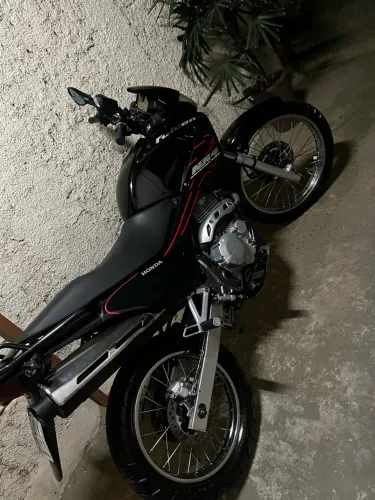 Honda NX 4 Falcon 400 2007