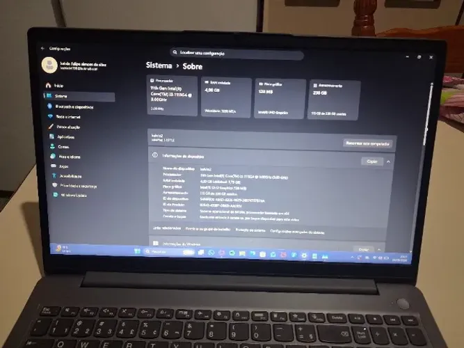 Lenovo IdeaPad 3 15ITL6 Intel Core i3 11ª Geração SSD NVMe 256GB