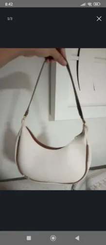 Bolsa baguete meia lua leve linda demais