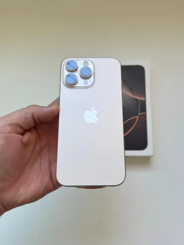 iPhone 16 Pro Max 256GB 95% Garantia Apple até 08/2026 (garantia e parcelamento)