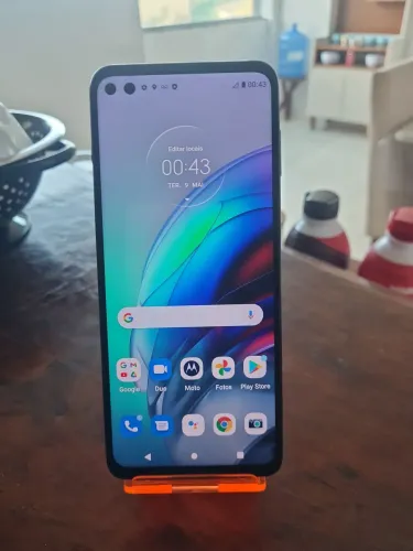 Motorola g100