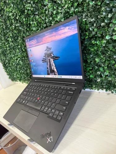Lenovo ThinkPad X1 Carbon i5 11ª | 8GB RAM | SSD | Tela WUXGA IPS 1920x1200 | Premium