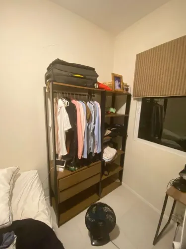 Escrivaninha + Armário 