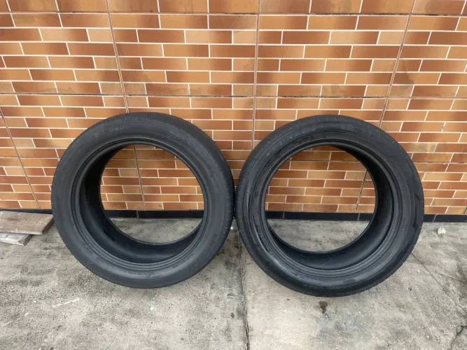 V / Pneus 265/50R20