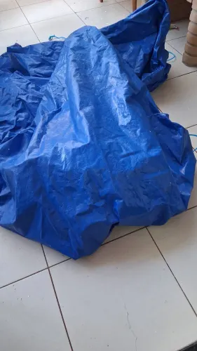 Capa de piscina medida aproximadamente 4m/por 3m