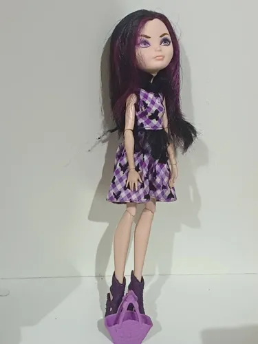 Ever After high Raven Queen 
