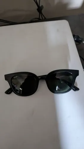 Rayban preto