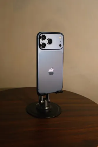 iPhone 17 Pro Max - 1TB - Azul Intenso - Seminovo