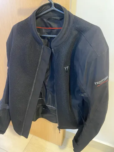 Motociclista: Bolsa de tanque TRIUMPH + Jaqueta TRUMPH