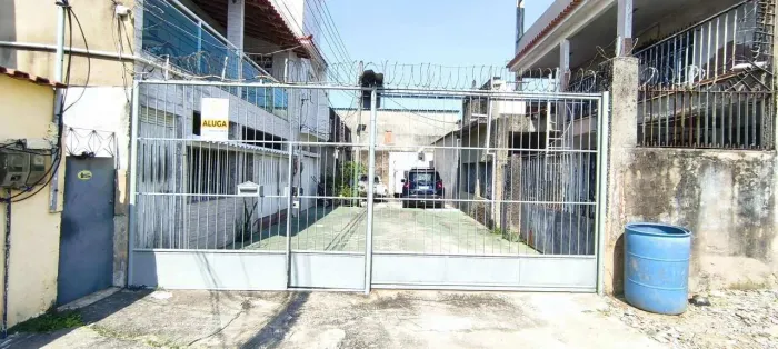 Casa de Vila para alugar Rua Firmino Leite, Vila Dagmar, Belford Roxo - R$ 650