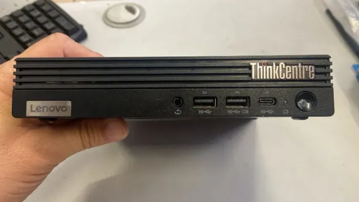 Mini Pc Lenovo M80q Gen3 Core i5 12500T/16gb memoria ddr5 / ssd M.2 256gb/ semi novo