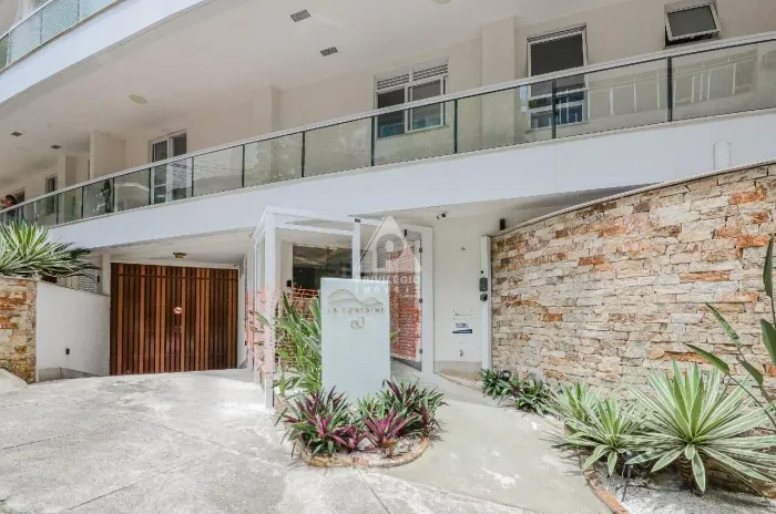 Apartamento à venda, 2 quartos, 1 suíte, 1 vaga, Lagoa - RIO DE JANEIRO/RJ