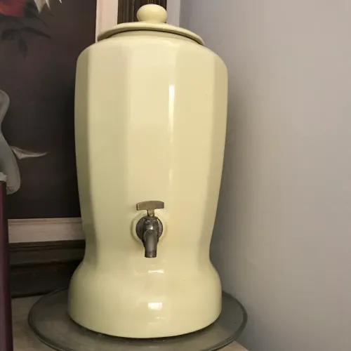 Pote de porcelana vintage