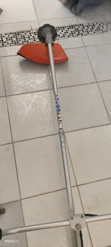 Roçadeira Stihl FS 220 nunca usada 