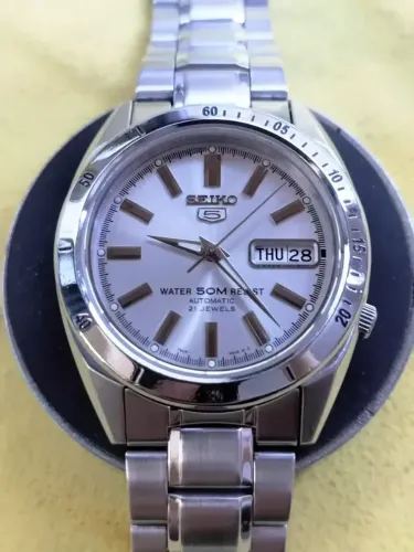 Relógio Seiko Snkf47k1 Masculino Branco Aço Inox