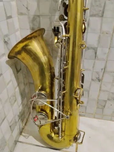Vendo outro troco sax tenor Selmer buescher 