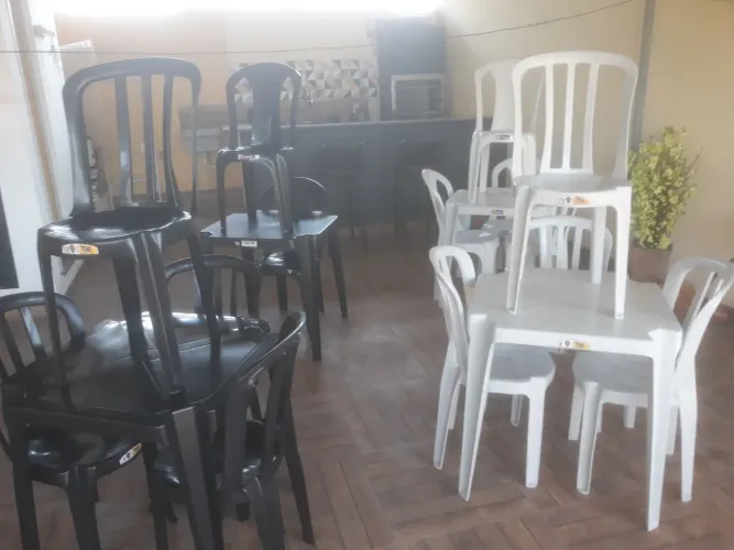Aluguel de mesas e cadeiras e equipamentos para Festas 