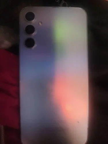 Vendo celular apenas cm alguns trinco 150