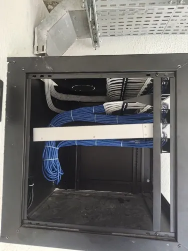 Instalação de Câmeras | Cabeamento Estruturado, Rack, Redes e Fibra Óptica