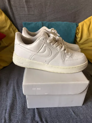 Air force na cor branco