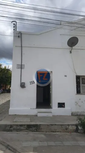 Locação de Casas / Padrão na cidade de QUIXERAMOBIM