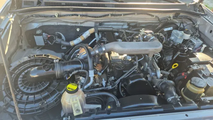 Toyota Hilux CD D4-d 4X4 2.5 16V 102cv TB Dies. 2010