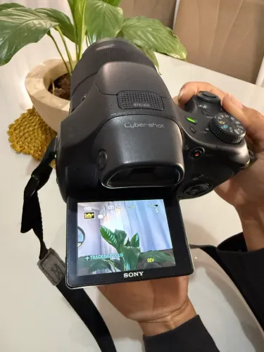 Sony Cyber-shot DSC-HX300 - 20.4 MP | Zoom Óptico 50x | Excelente Estado