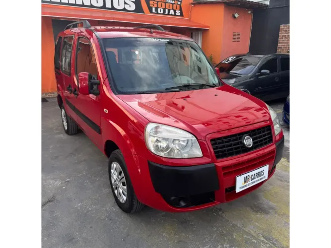 Fiat Doblo Attractive 1.4 Fire Flex 8V 5P 2012