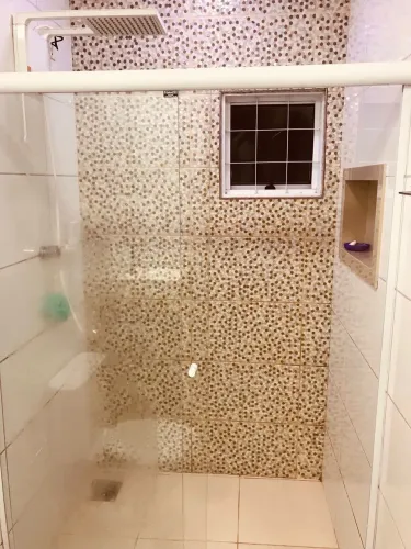 Alugo apto entre em contato * tem watt 