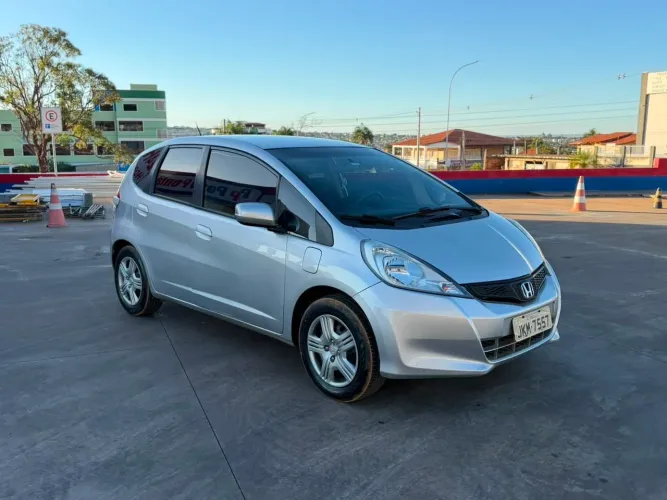 Honda Fit DX 1.4 Flex 16V 5P Mec. 2014