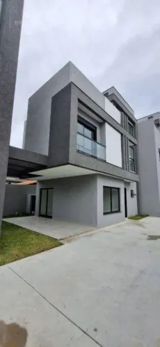 Sobrado com 3 dormitórios à venda, 155 m² por R$ 799.000,00 - Boqueirão - Curitiba/PR