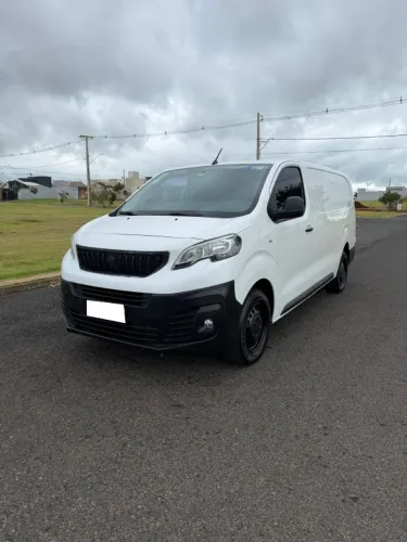 Peugeot Expert Cargo 1.5 Turbo Diesel 2023