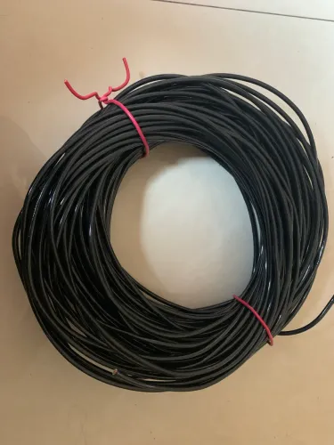 52 metros de fio 6 mm marca Sil, R$ 6,00 o metro