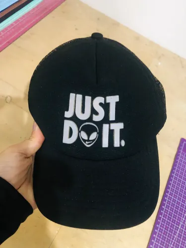 Bone nike alien preto e rosa bebê novo sem uso