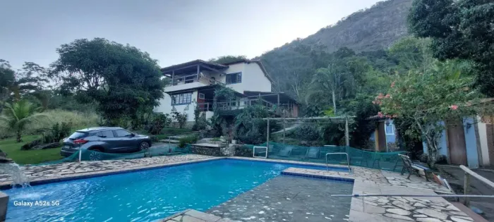 Sítio 9.000 m², 4 Qts-Piscina, Financia Bancos! R$1.8 Milhões