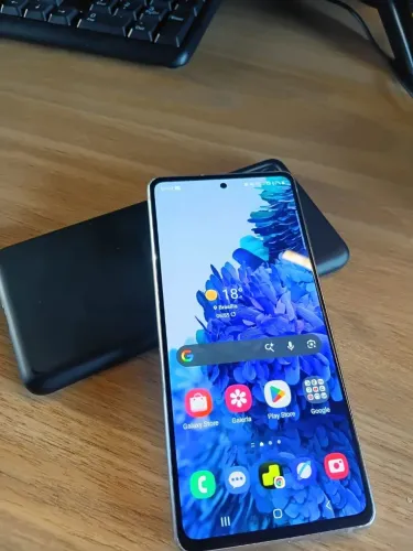 Celular S20 Fe 