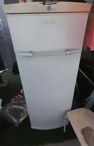 Geladeira Brastemp em excelente estado. 