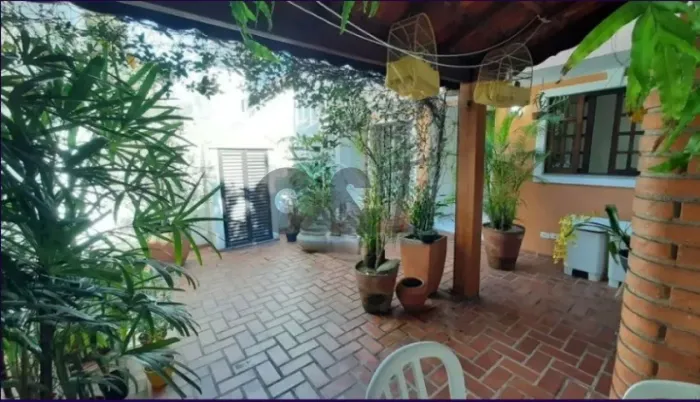 Casa de Vila - 4 Dormitórios (1 Suíte) à Venda no Alto da Boa Vista - São Paulo/SP